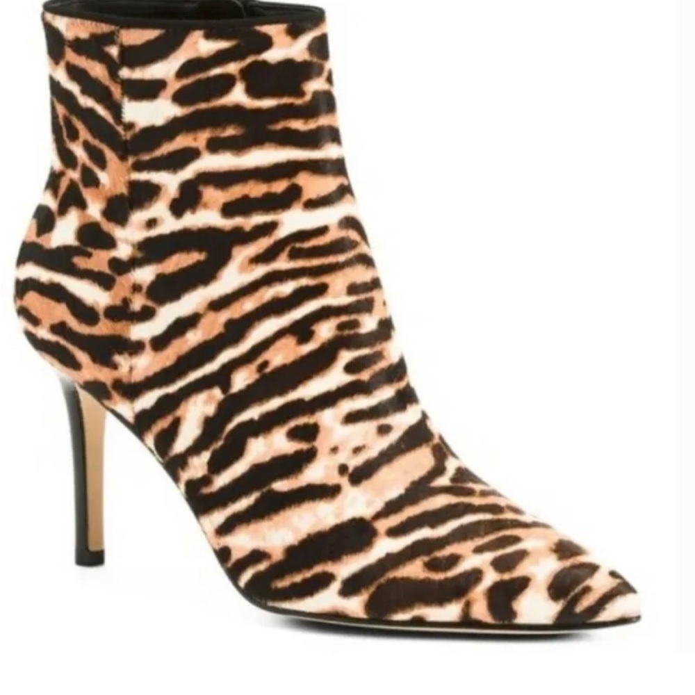 NINE WEST Womens Pointy Toe Ankle Boot Size 6 Animal Print Stiletto Heel New